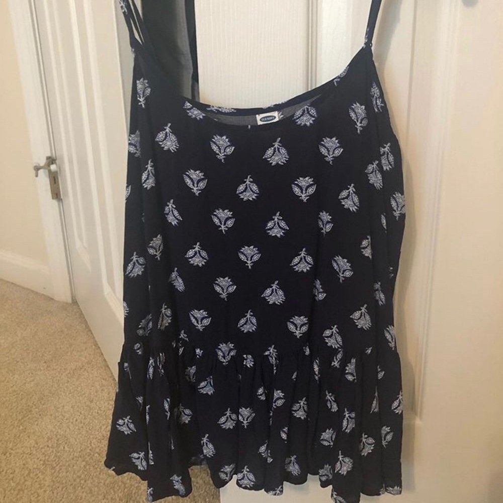 old navy tank top